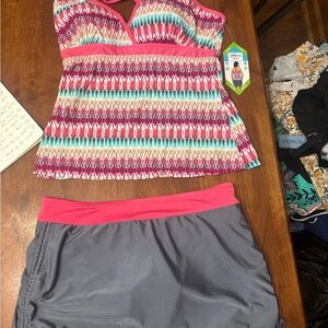 Free Country Colorful Patterned Tankini Set